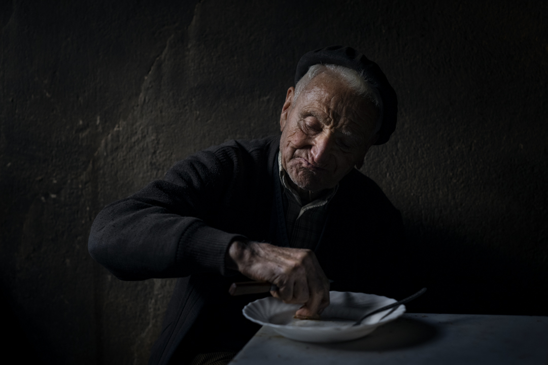 Domingo Pérez, 84, en Noceda, A Fonsagrada (Lugo).